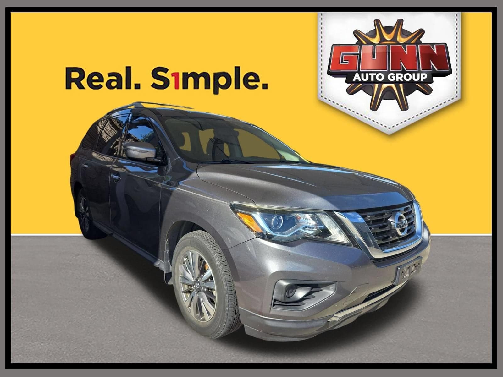 2019 Nissan Pathfinder S — photo 1 of 30
