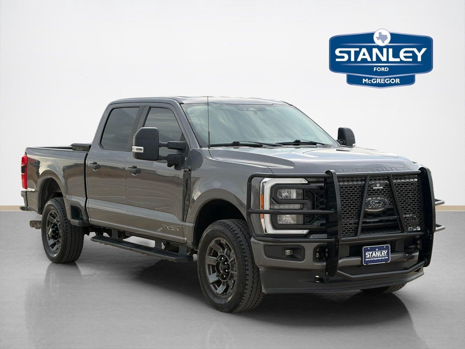 2023 Ford Super Duty F-250 SRW XL — photo 1 of 14