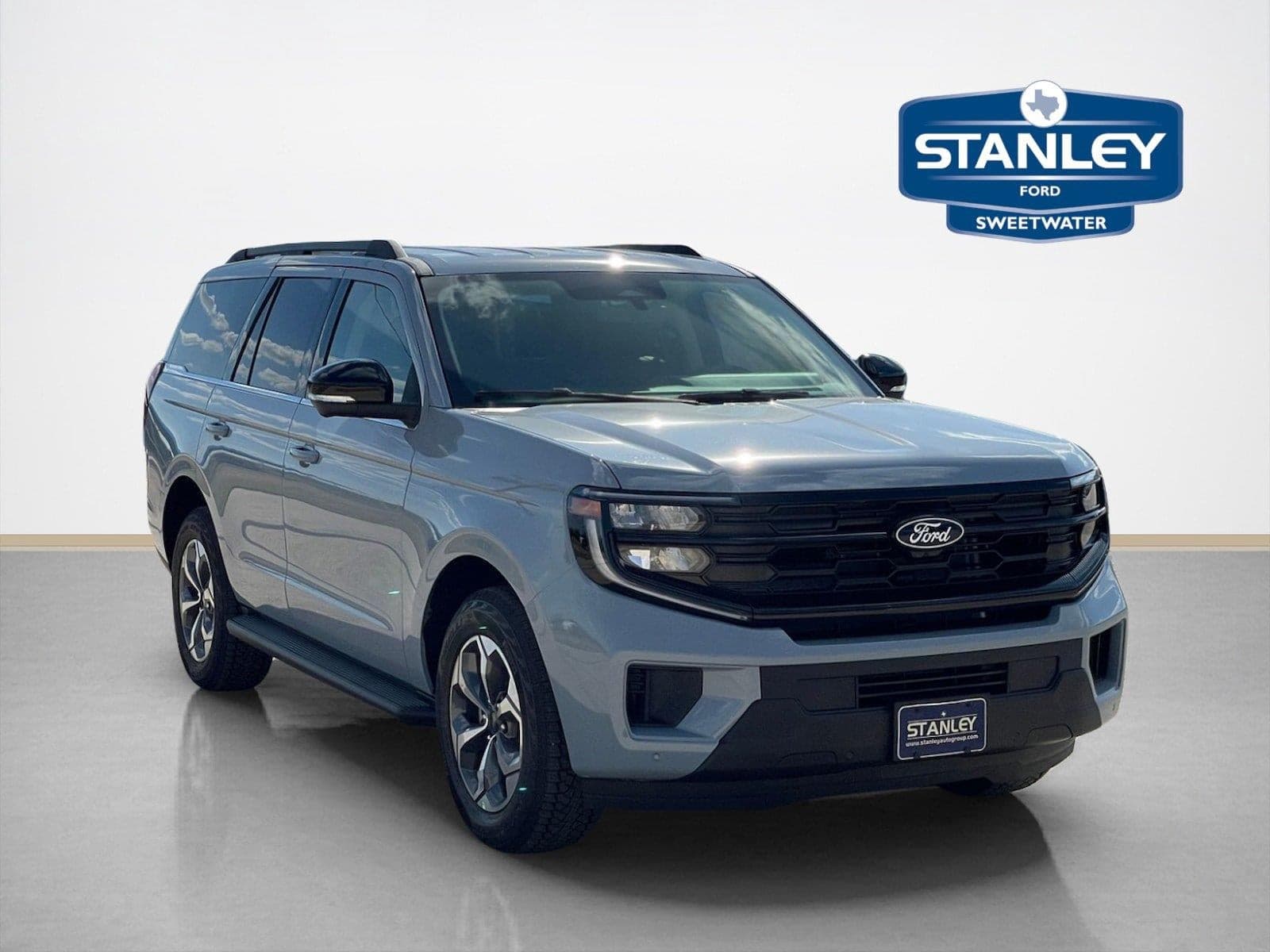 2027 Ford Expedition Active — photo 1 of 38