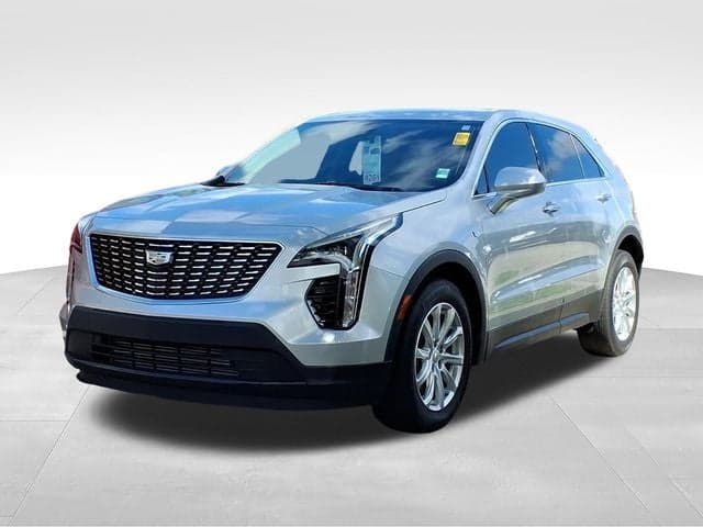 2019 Cadillac XT4 FWD Luxury — photo 1 of 12