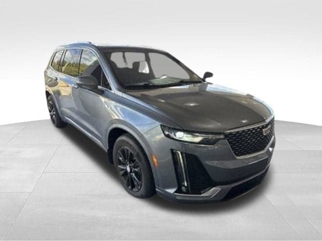 2022 Cadillac XT6 Luxury — photo 1 of 9
