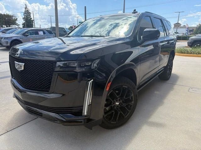 2023 Cadillac Escalade Sport Platinum — photo 1 of 7