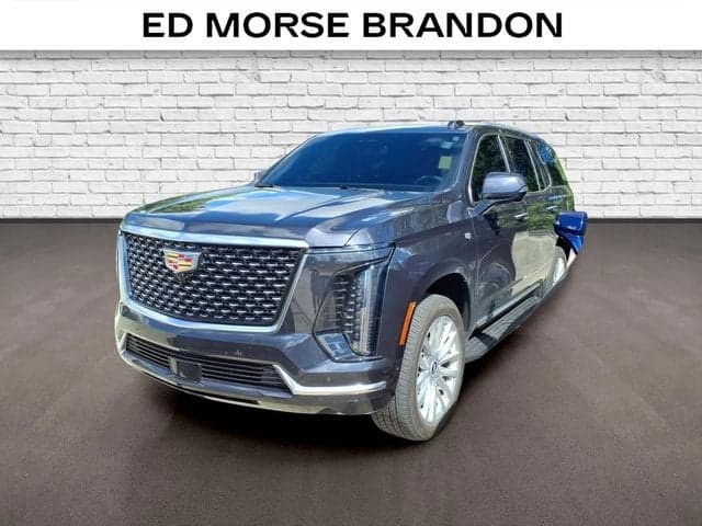 2025 Cadillac Escalade RWD Luxury — photo 1 of 5