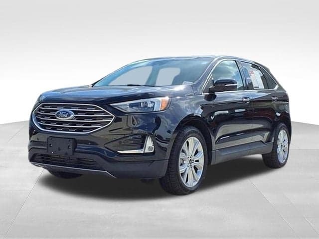 2023 Ford Edge Titanium — photo 1 of 32