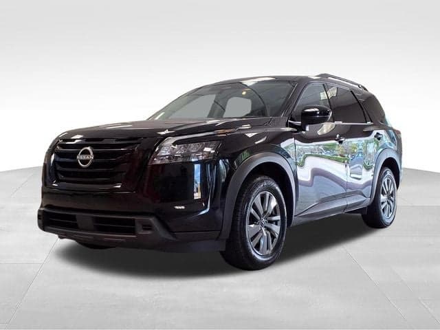 2025 Nissan Pathfinder SV — photo 1 of 33