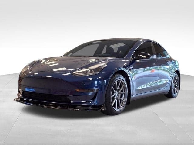 2021 Tesla Model 3 Standard Range Plus — photo 1 of 30