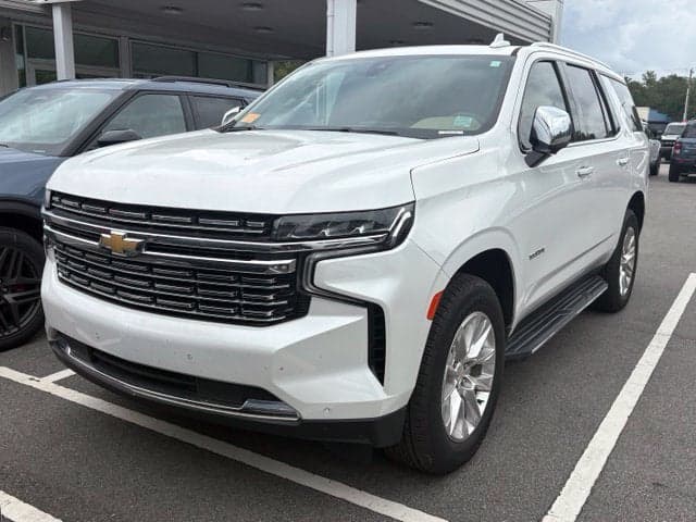 2022 Chevrolet Tahoe Premier — photo 1 of 6