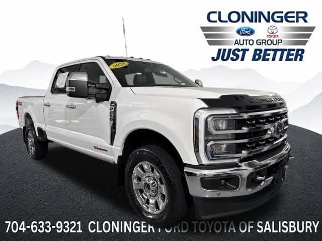 2024 Ford Super Duty F-250 SRW LARIAT — photo 1 of 8