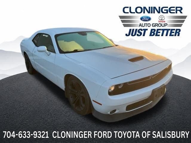 2020 Dodge Challenger R/T — photo 1 of 8