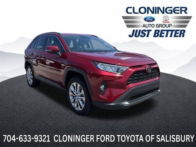 2021 Toyota RAV4 XLE Premium — photo 1 of 10