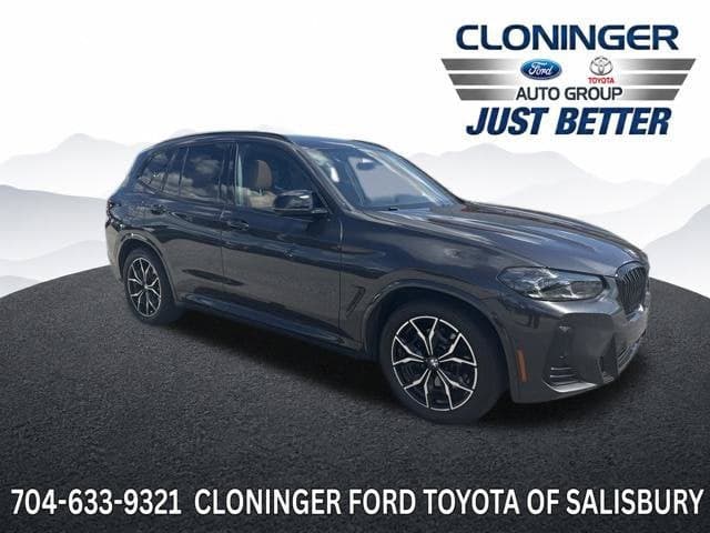 2024 BMW X3 M40i — photo 1 of 18