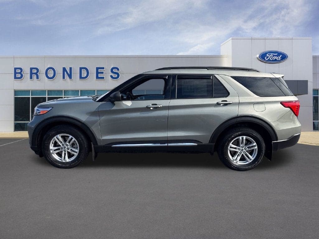 2020 Ford Explorer XLT — photo 1 of 5