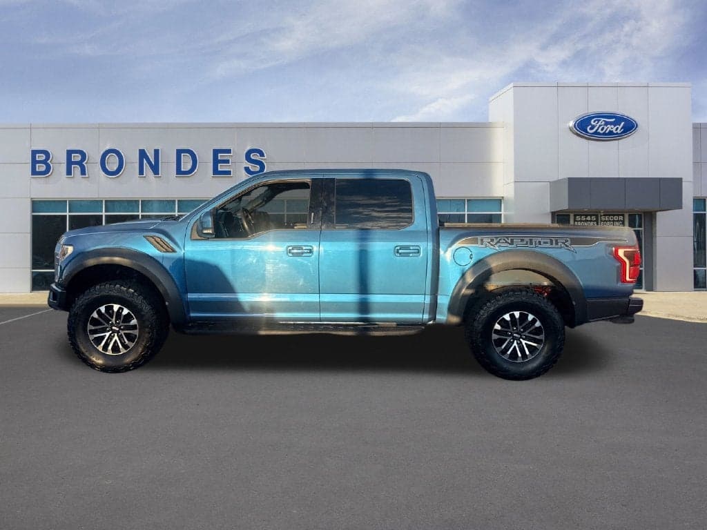 2019 Ford F-150 Raptor — photo 1 of 40