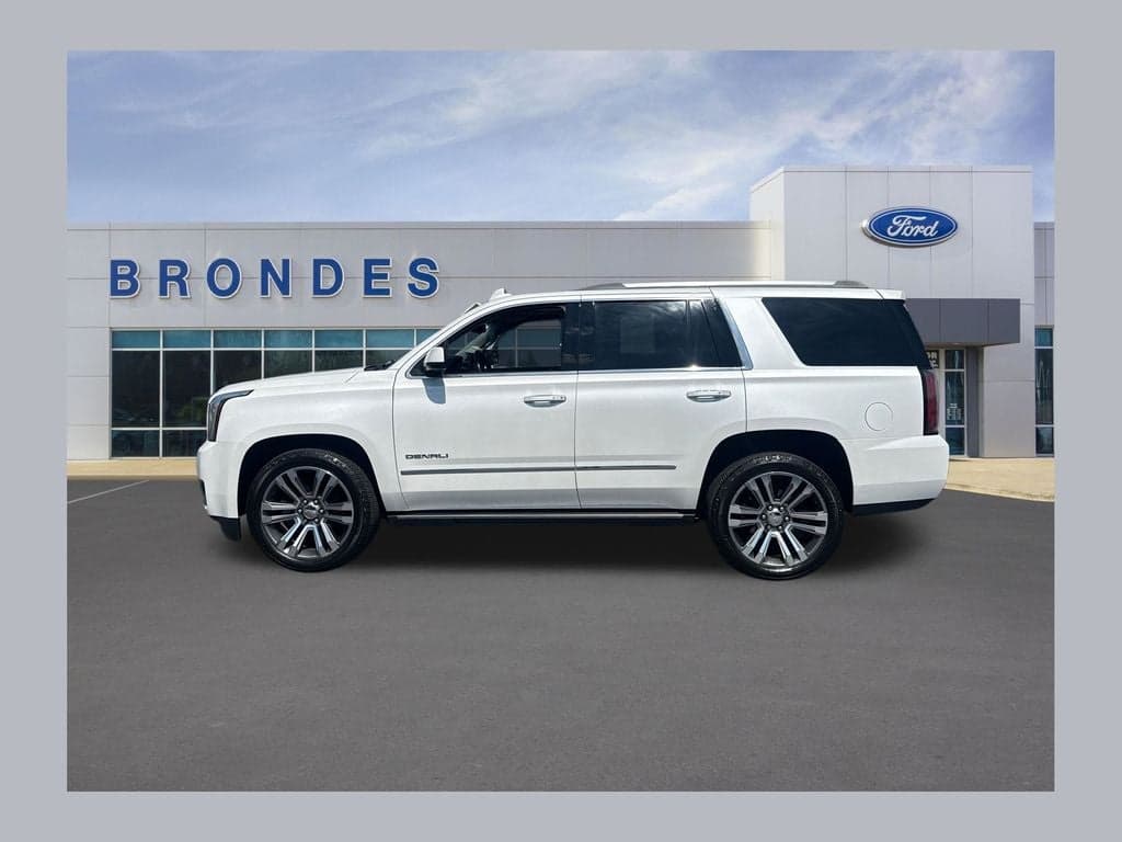 2020 GMC Yukon Denali — photo 1 of 52