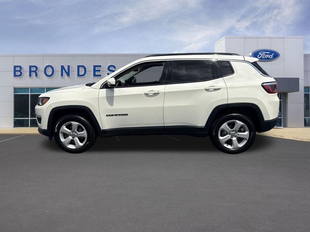 2018 Jeep Compass Latitude — photo 1 of 43