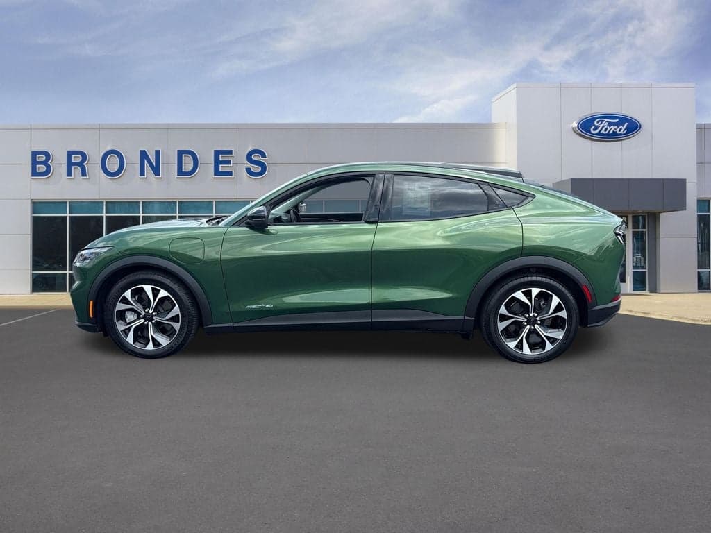 2025 Ford Mustang Mach-E Select — photo 1 of 44