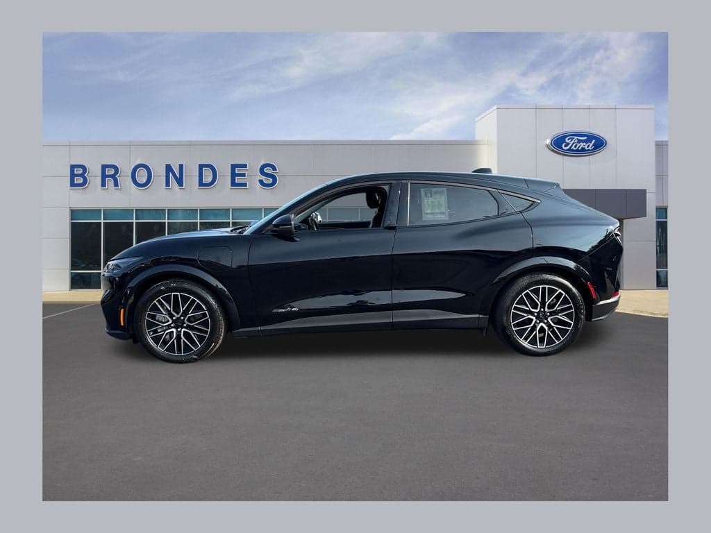 2025 Ford Mustang Mach-E Premium — photo 1 of 42