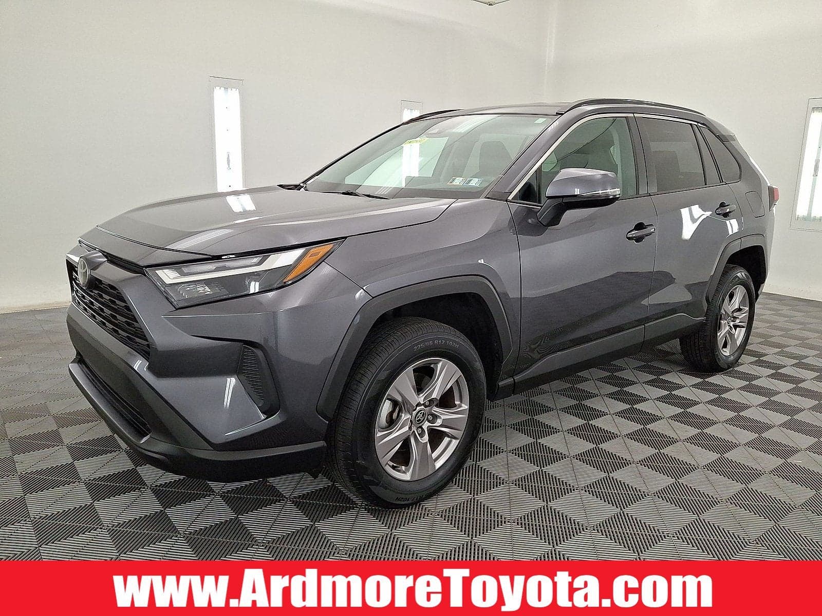 2023 Toyota RAV4 XLE — photo 1 of 15