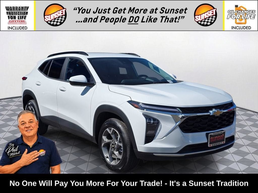 2026 Chevrolet Trax LT — photo 1 of 38