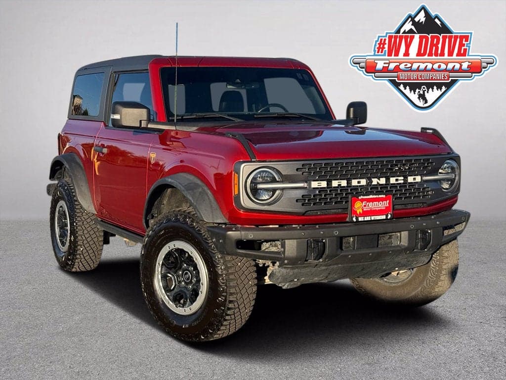 2023 Ford Bronco Badlands — photo 1 of 5