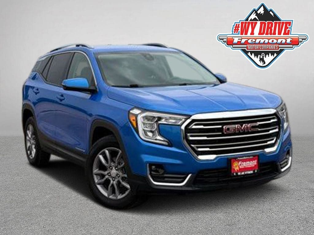 2024 GMC Terrain SLT — photo 1 of 55