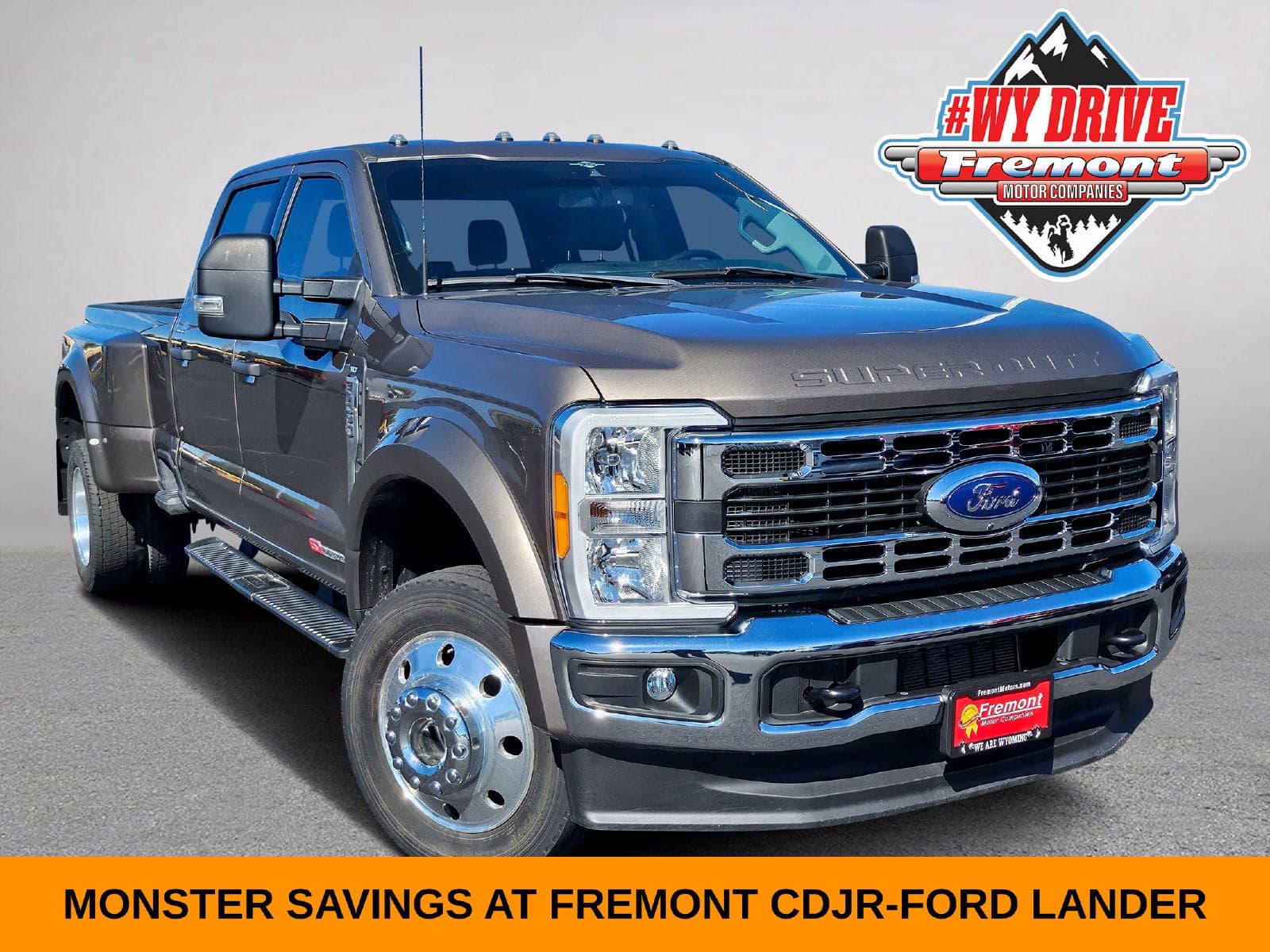 2023 Ford Super Duty F-450 DRW Base — photo 1 of 43