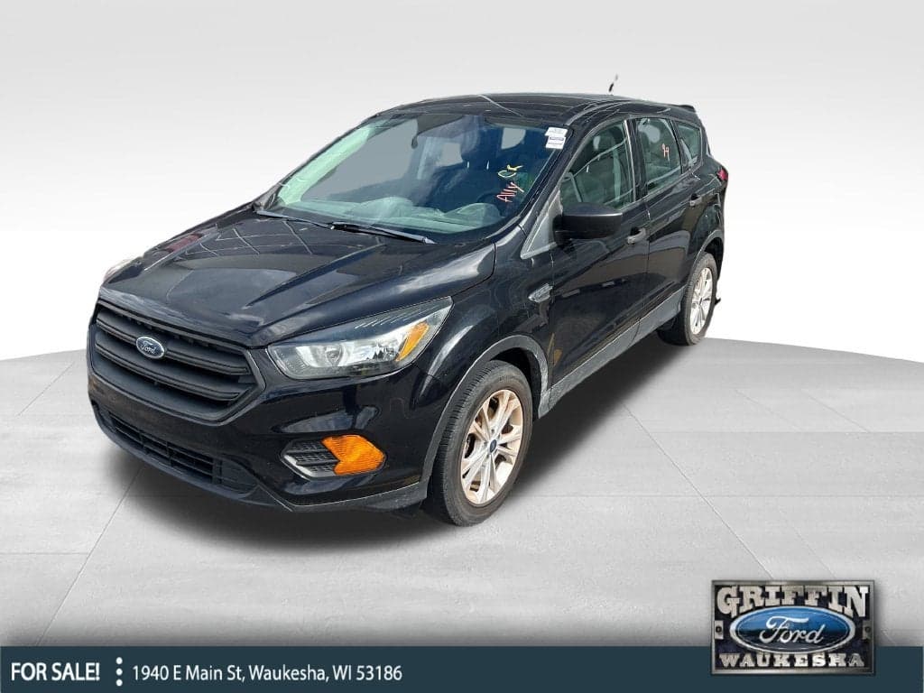 2019 Ford Escape S — photo 1 of 3