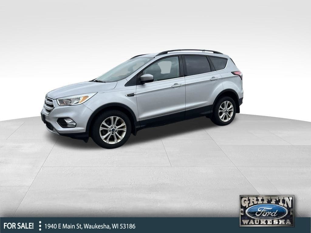2018 Ford Escape SE — photo 1 of 15