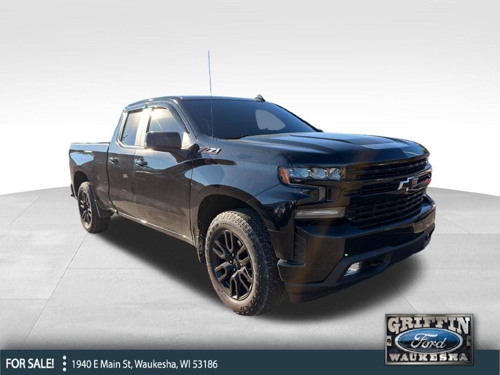 2019 Chevrolet Silverado 1500 RST — photo 1 of 5