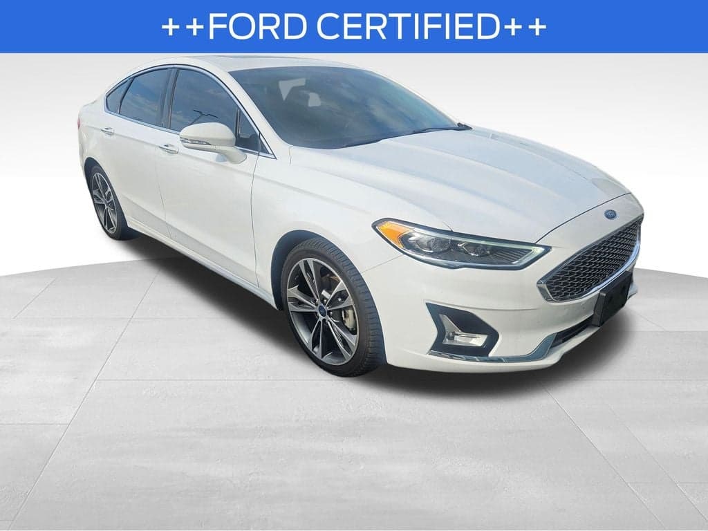 2020 Ford Fusion Titanium — photo 1 of 6