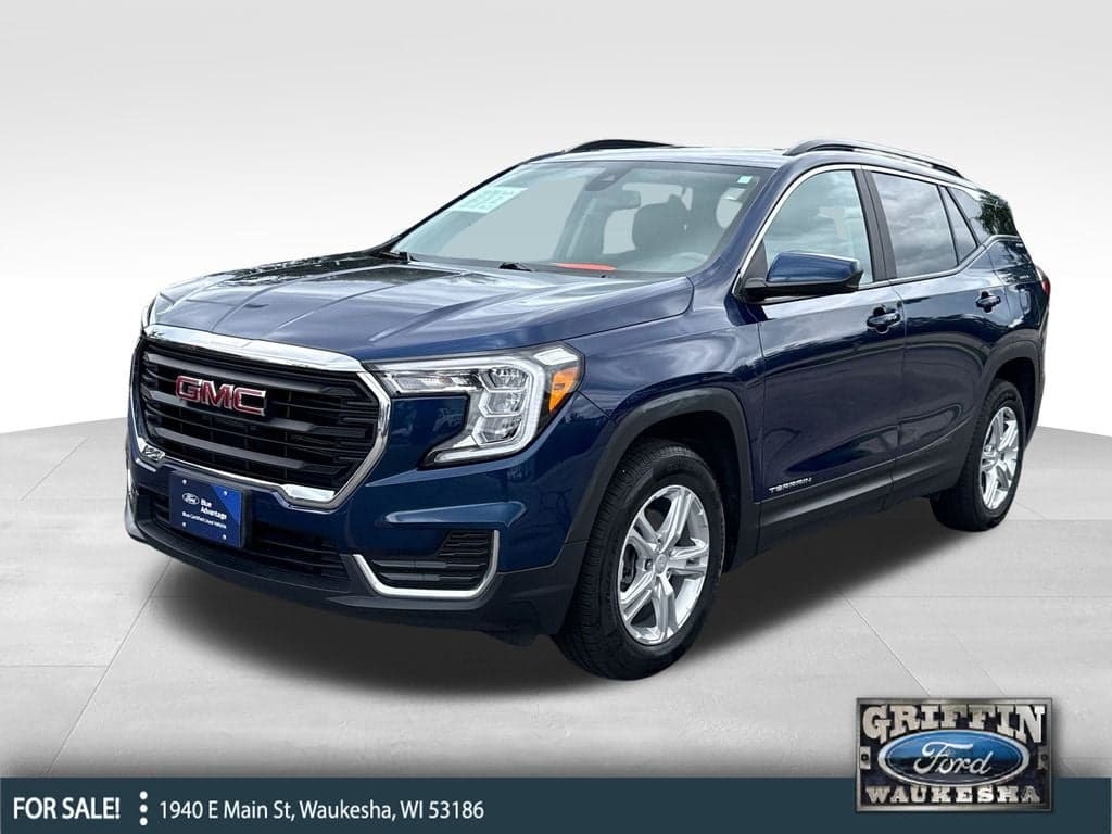 2022 GMC Terrain SLE — photo 1 of 4
