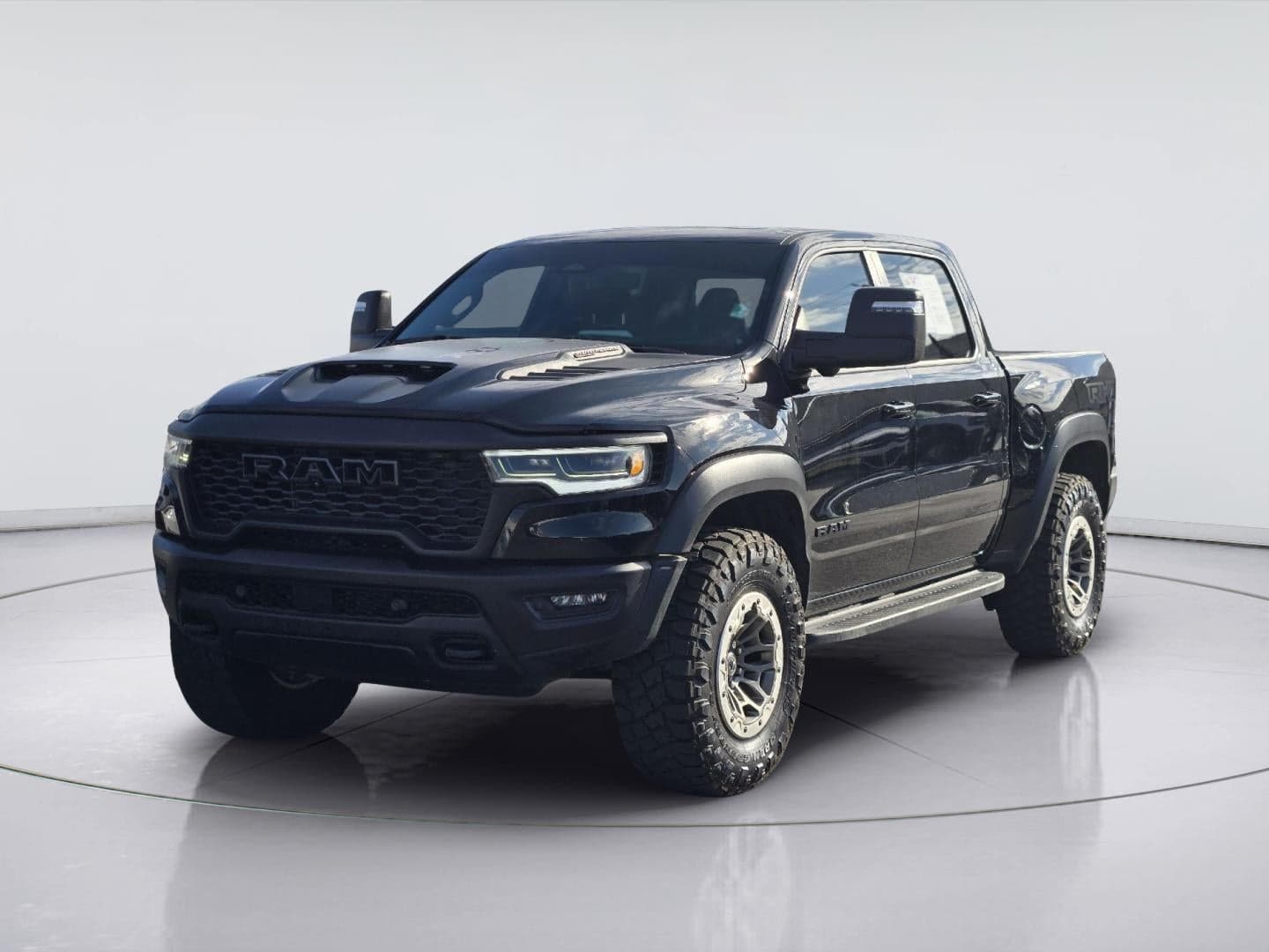 2025 RAM 1500 RHO — photo 1 of 5
