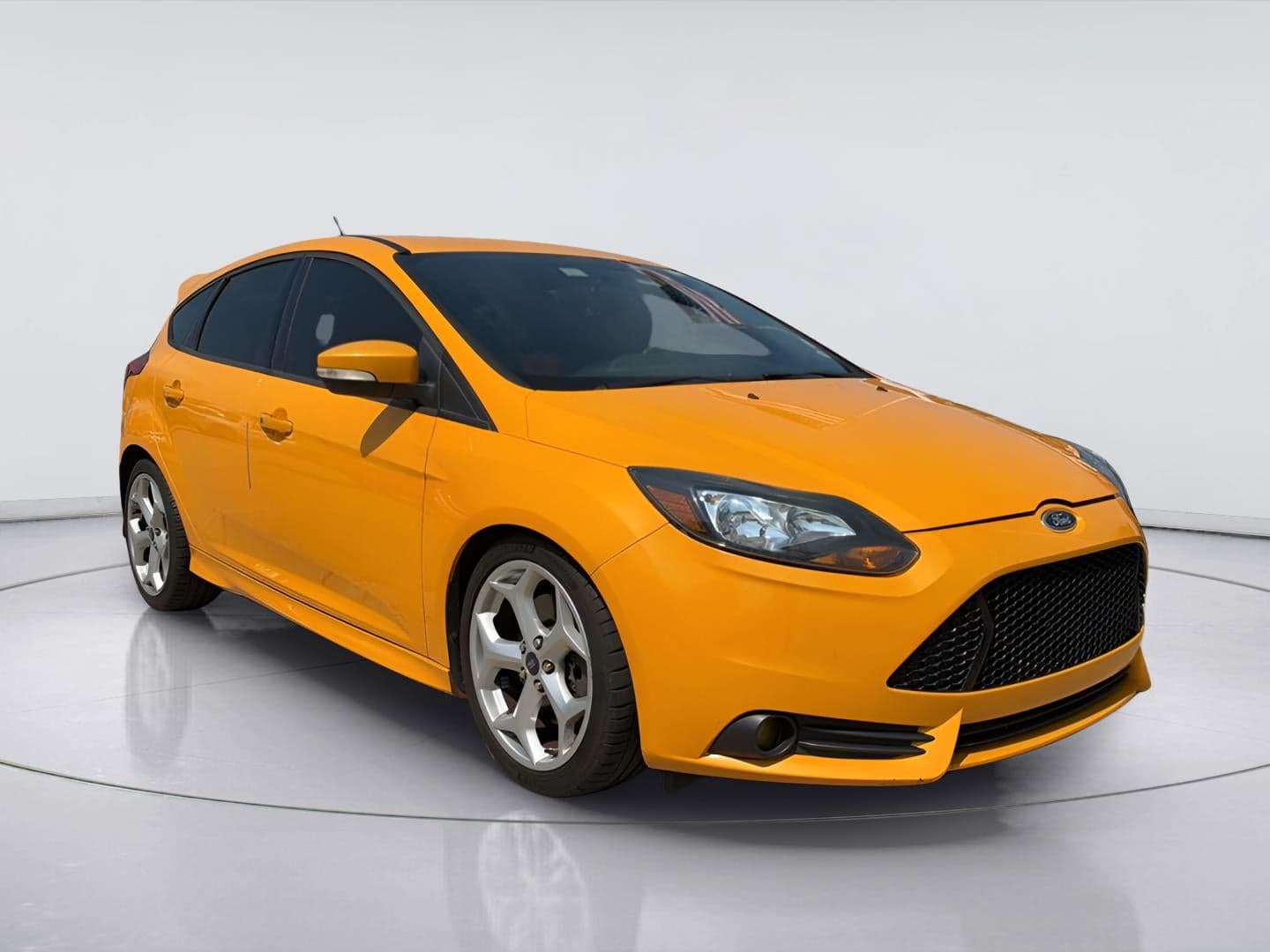 2013 Ford Focus ST — photo 1 of 8