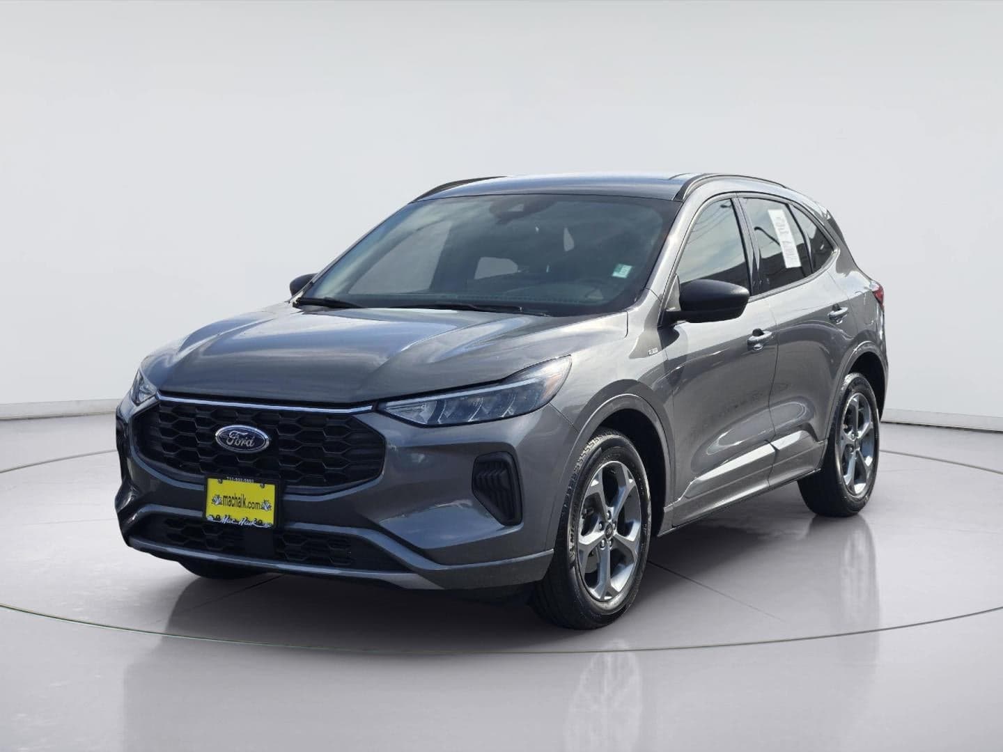 2023 Ford Escape ST-Line — photo 1 of 7
