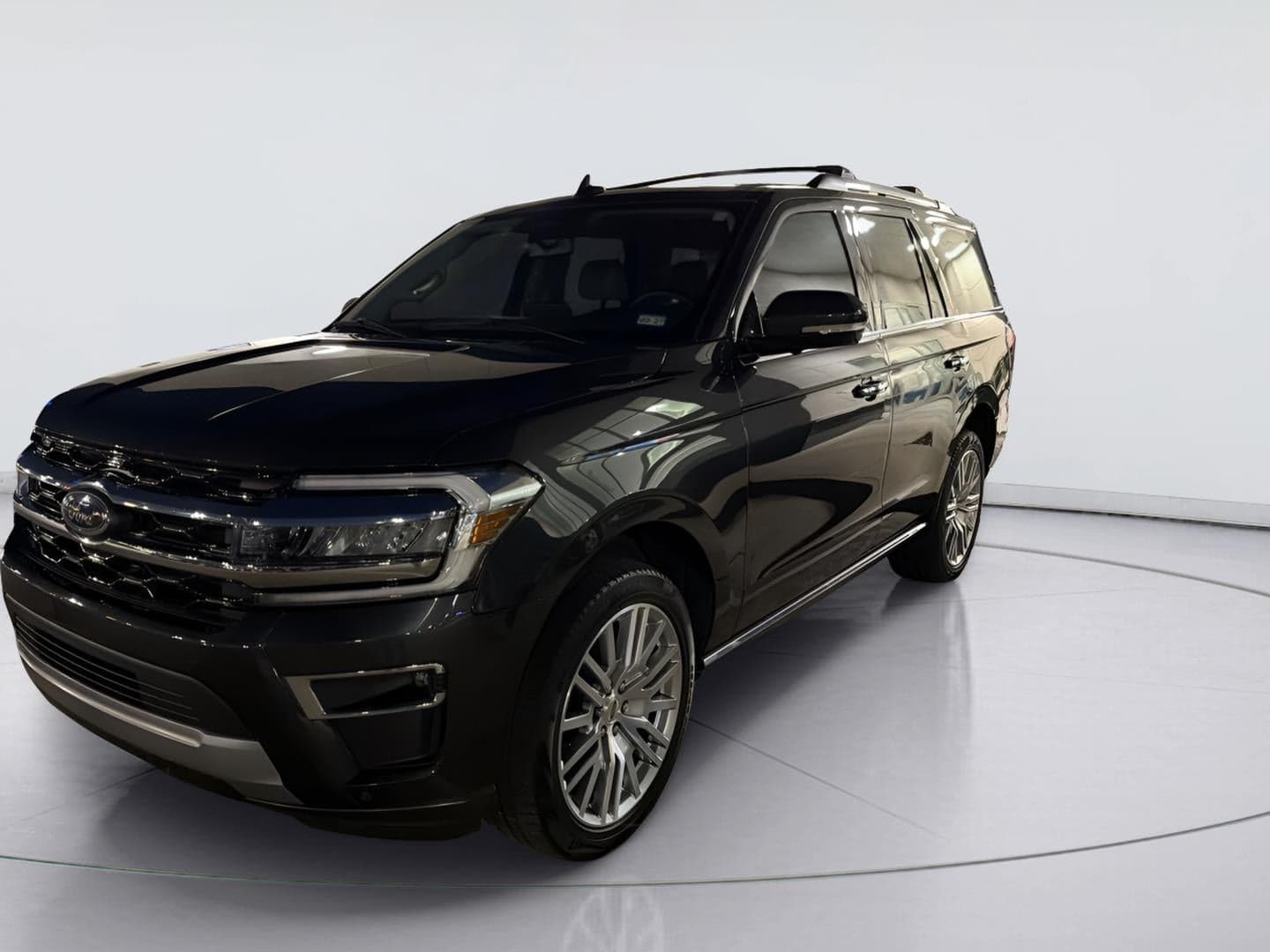 2024 Ford Expedition Limited — photo 1 of 7