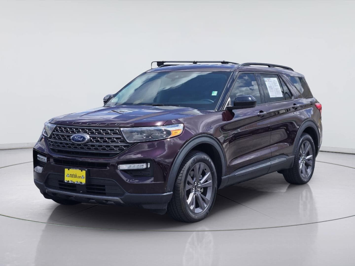 2023 Ford Explorer XLT — photo 1 of 64