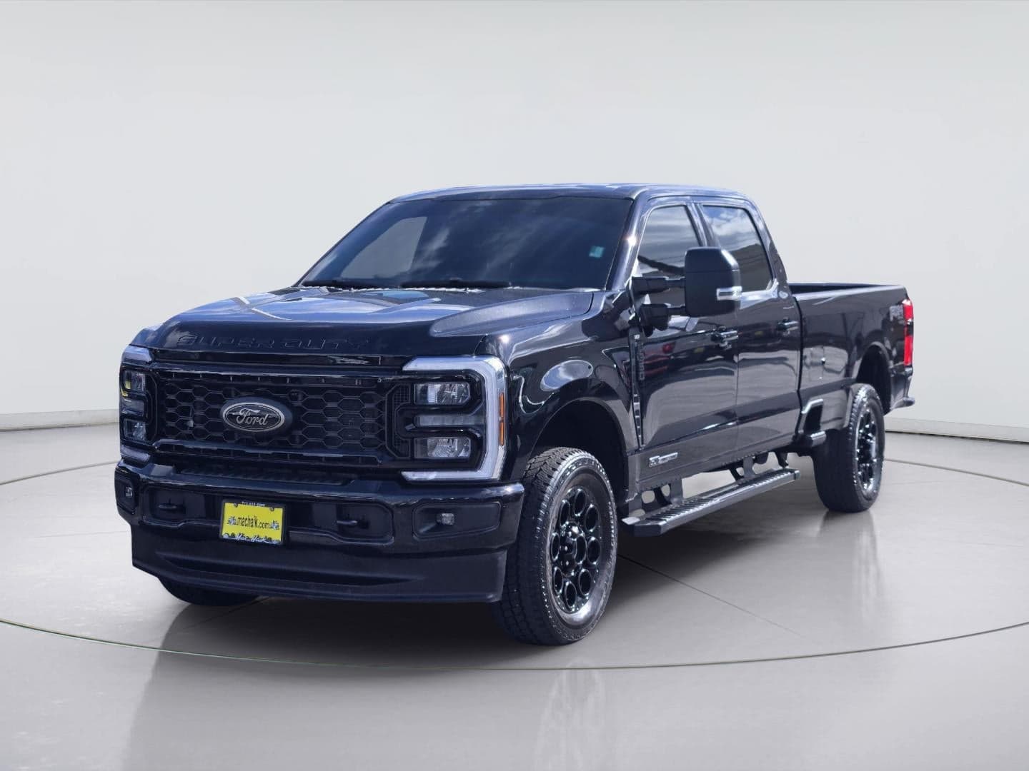 2025 Ford Super Duty F-350 SRW XLT — photo 1 of 5
