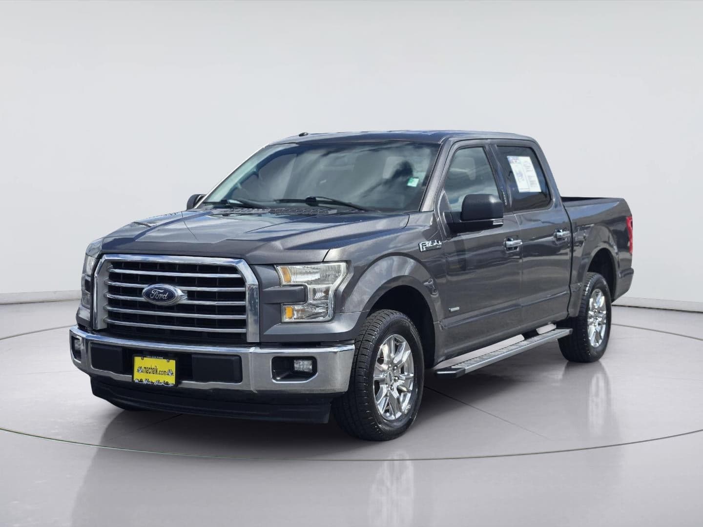 2017 Ford F-150 XLT — photo 1 of 5
