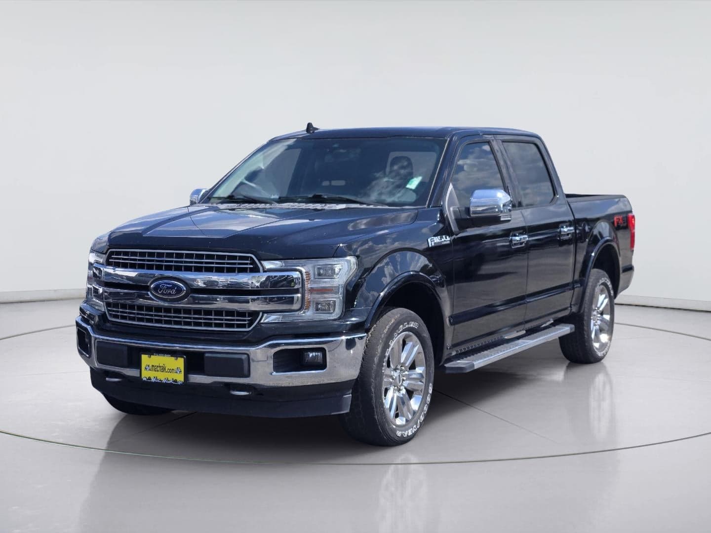 2018 Ford F-150 LARIAT — photo 1 of 5