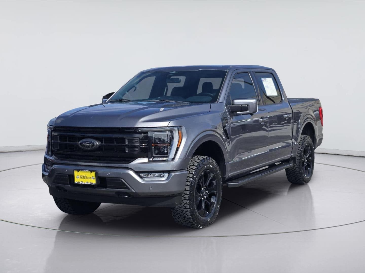 2023 Ford F-150 LARIAT — photo 1 of 5