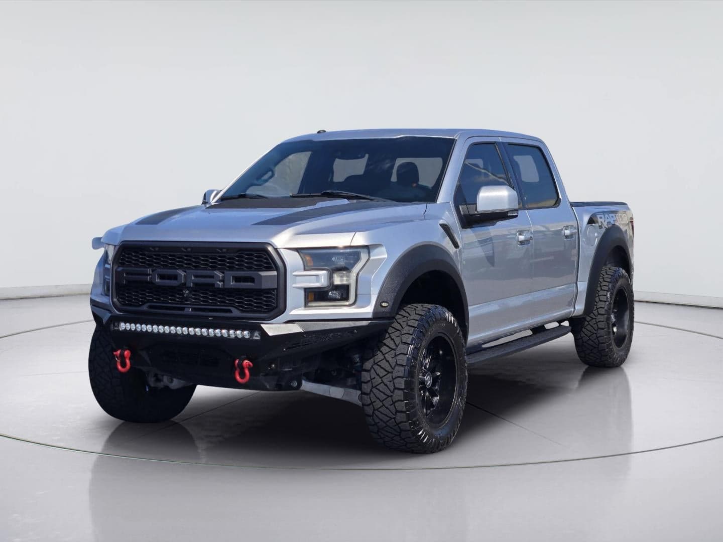 2018 Ford F-150 Raptor — photo 1 of 4