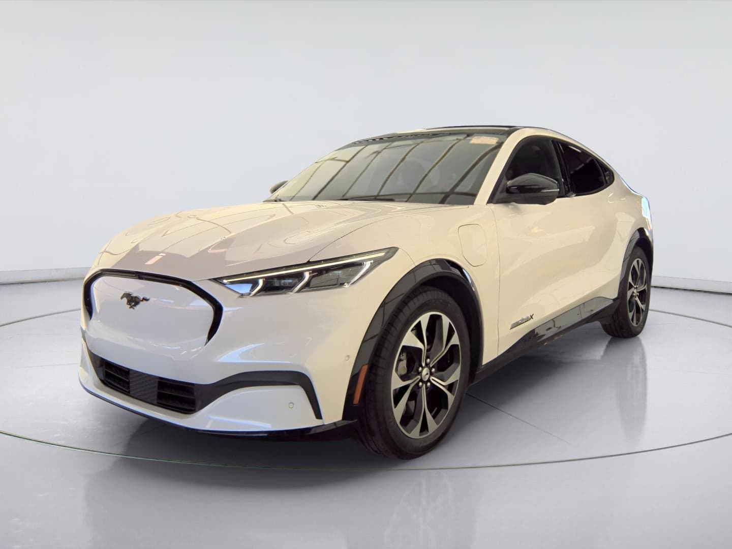 2023 Ford Mustang Mach-E Premium — photo 1 of 5