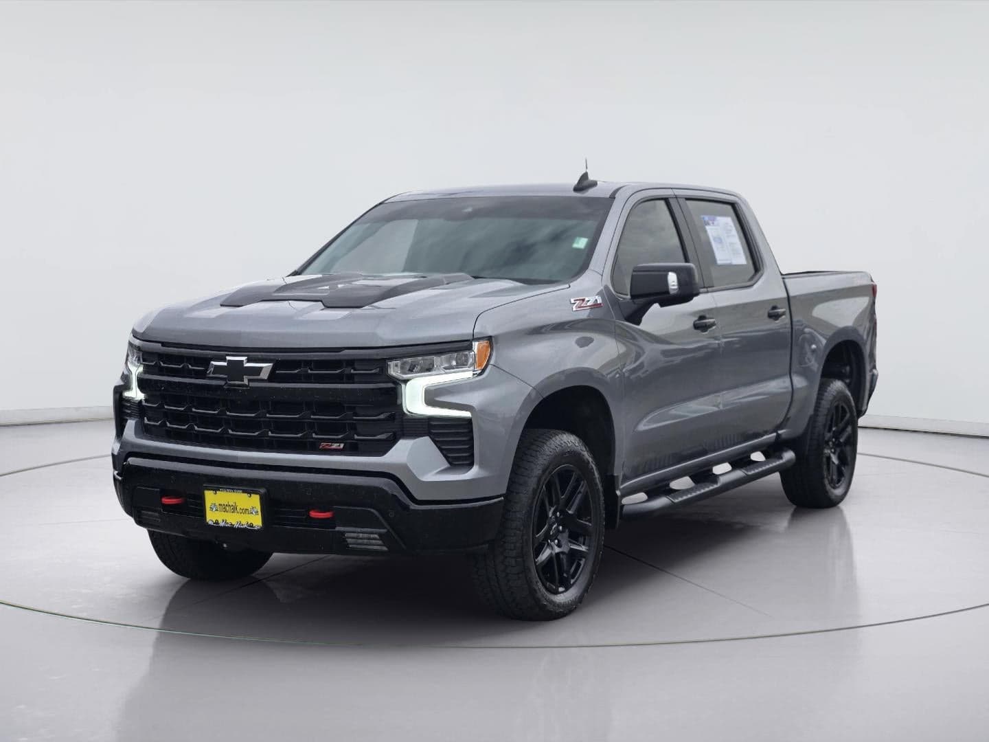 2025 Chevrolet Silverado 1500 LT Trail Boss — photo 1 of 5