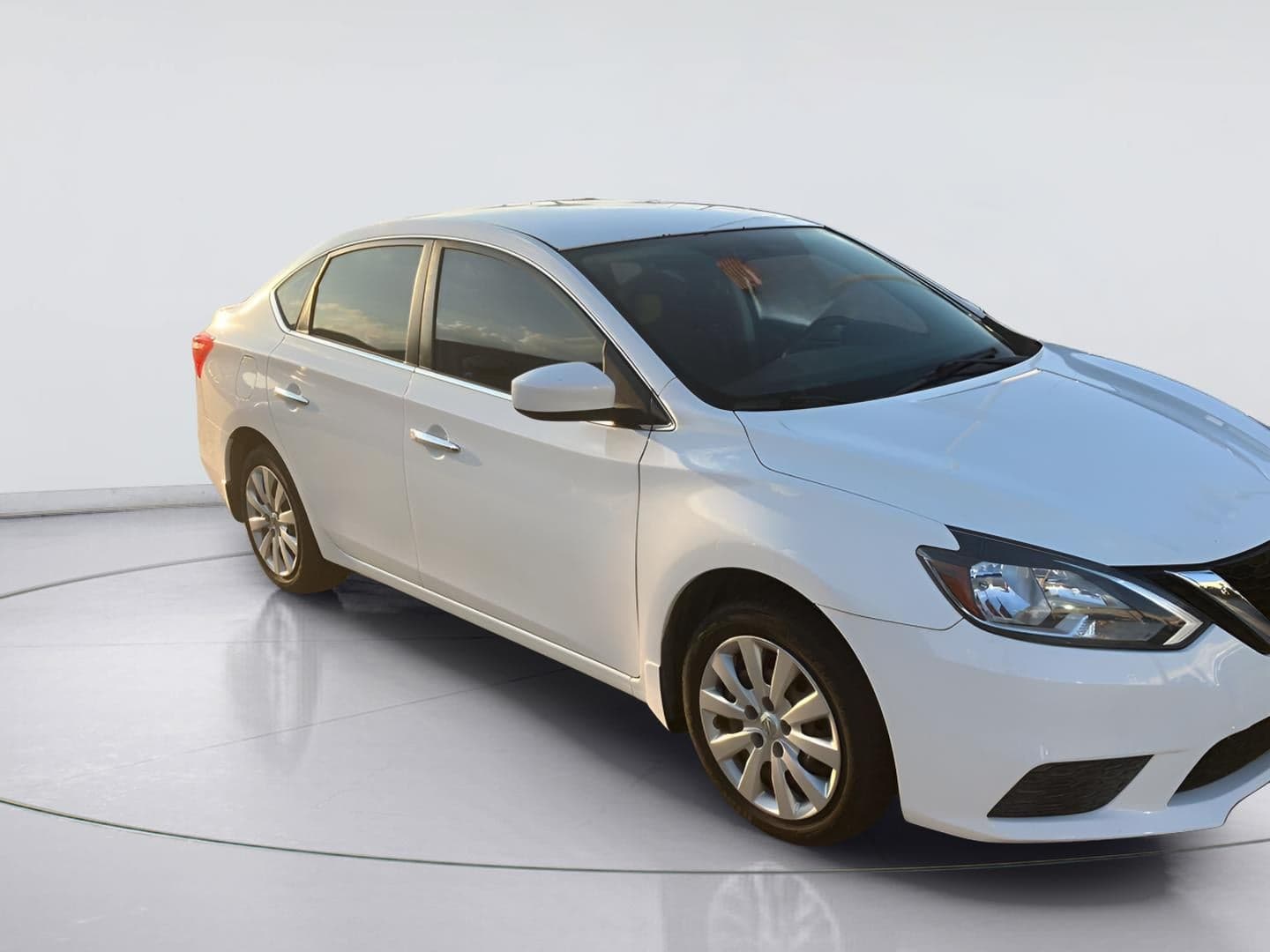 2017 Nissan Sentra S — photo 1 of 7