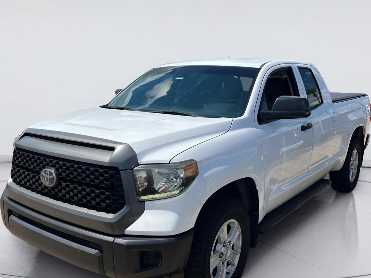2018 Toyota Tundra 2WD SR — photo 1 of 9