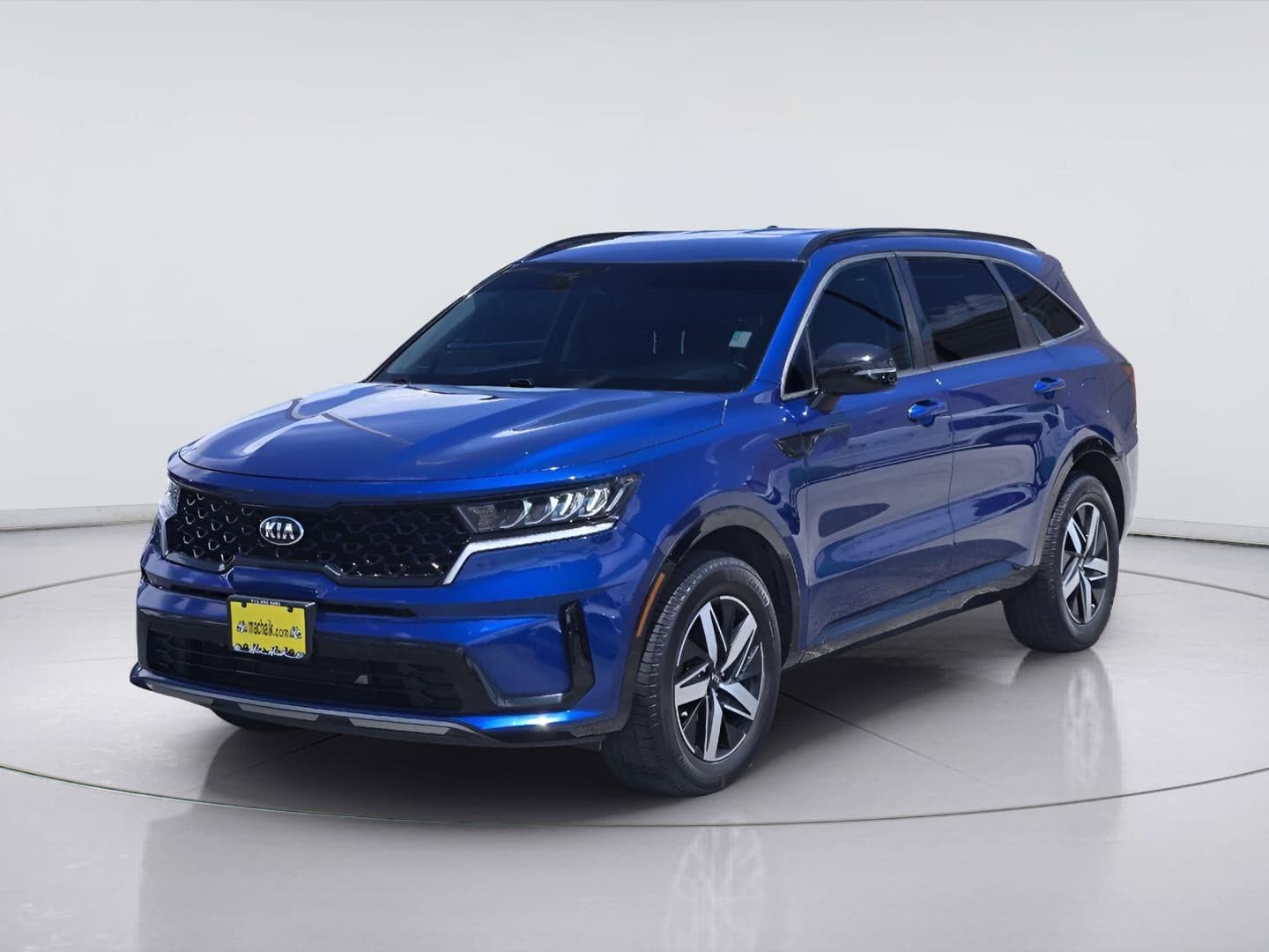 2021 Kia Sorento S — photo 1 of 60