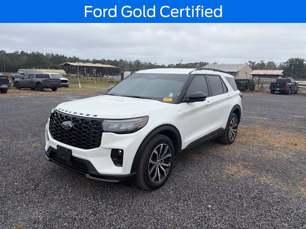 2025 Ford Explorer ST-Line — photo 1 of 5