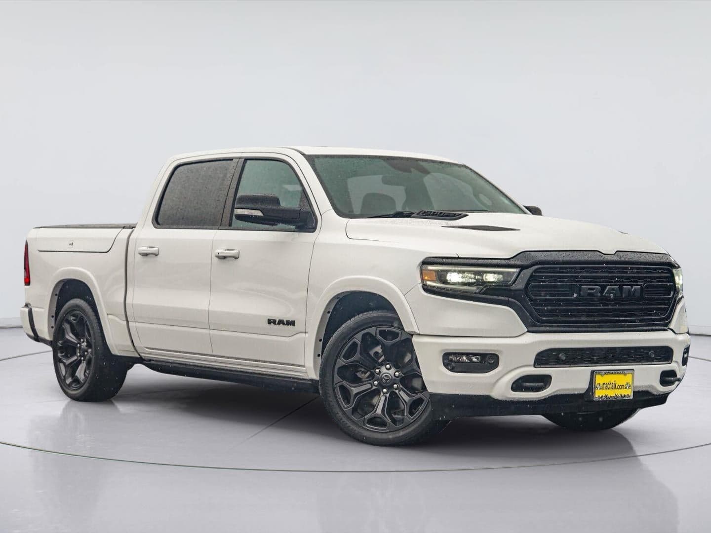 2021 RAM 1500 Limited — photo 1 of 4
