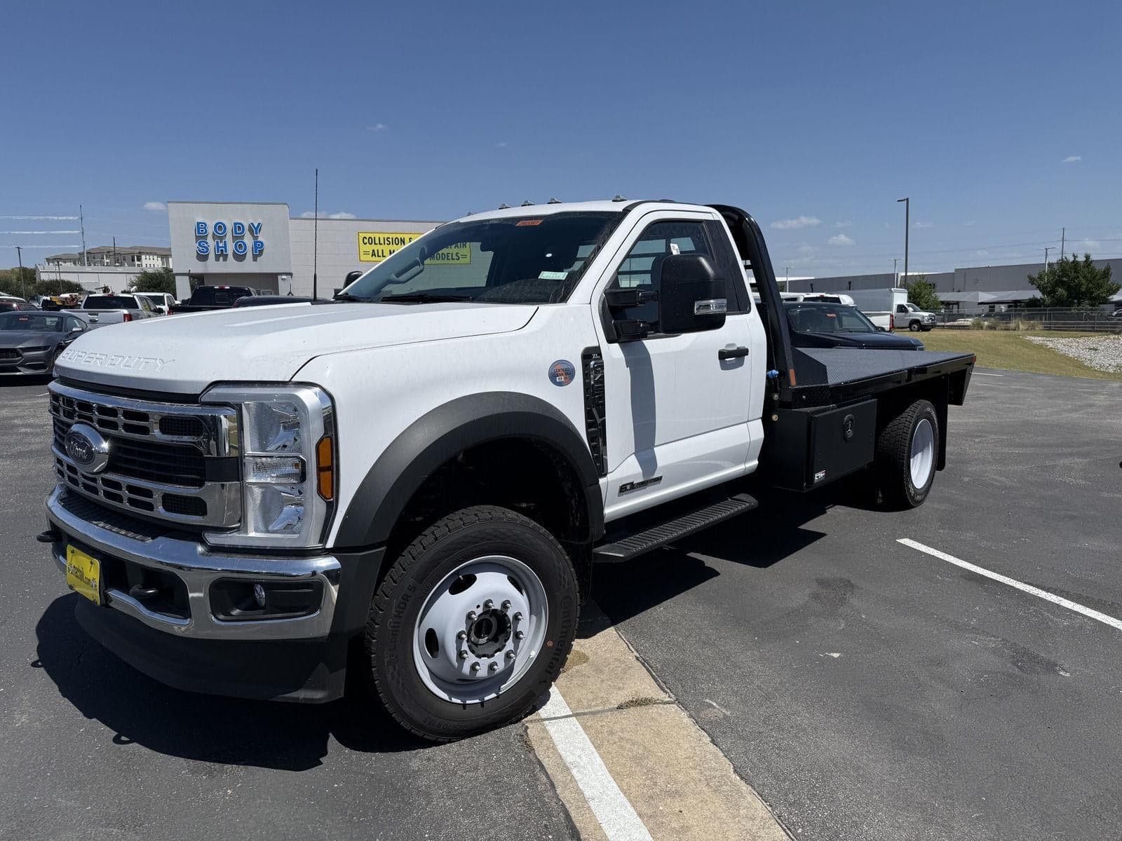 2026 Ford Super Duty F-450 DRW XL — photo 1 of 6