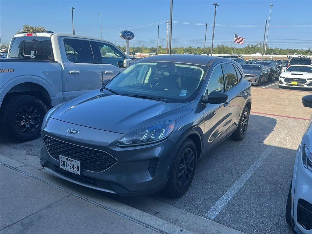 2022 Ford Escape SE — photo 1 of 2